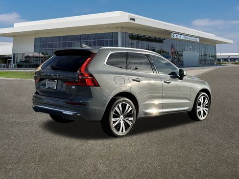 Used 2023 Volvo XC60 T8 Ultimate image 10