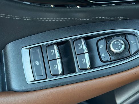 Used 2021 Subaru Outback Touring image 15