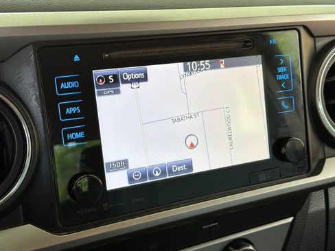 Used 2019 Toyota Tacoma SR5 RWD image 6