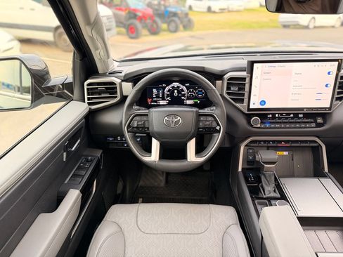 Used 2024 Toyota Sequoia Limited AWD/4WD image 53
