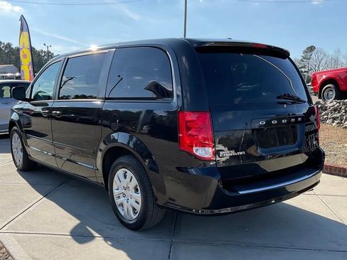 Used 2017 Dodge Grand Caravan SE w/ Power Window Group FWD image 5