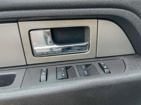 Used 2011 Ford F150 Lariat Limited image 11