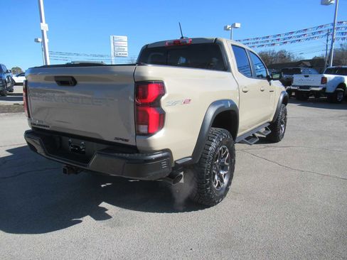 Used 2024 Chevrolet Colorado ZR2 image 7