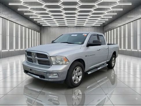 Used 2011 RAM 1500 Big Horn AWD/4WD image 1