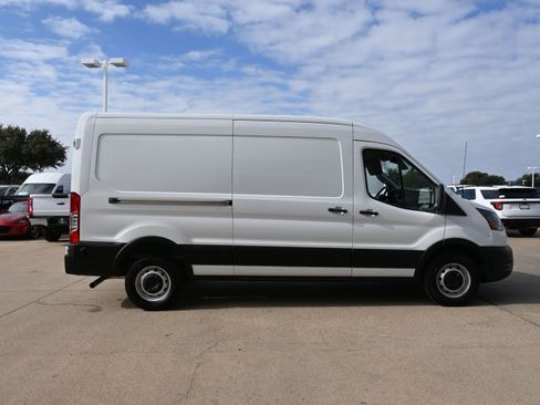 Used 2024 Ford Transit 150 148 Medium Roof image 7