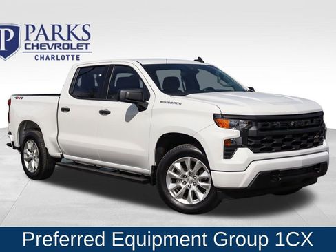 Used 2024 Chevrolet Silverado 1500 Custom image 1