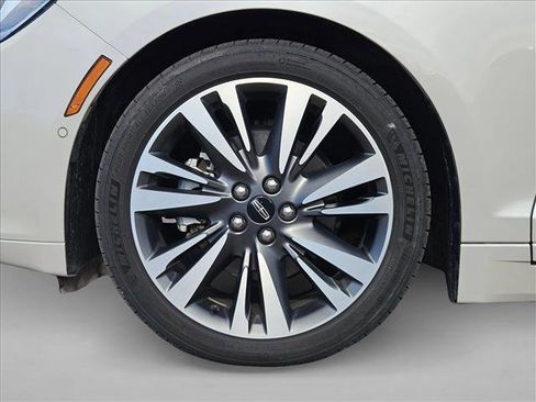 Used 2019 Lincoln MKZ Reserve image 24