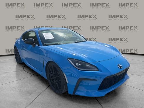 Used 2022 Toyota GR86 Premium image 7
