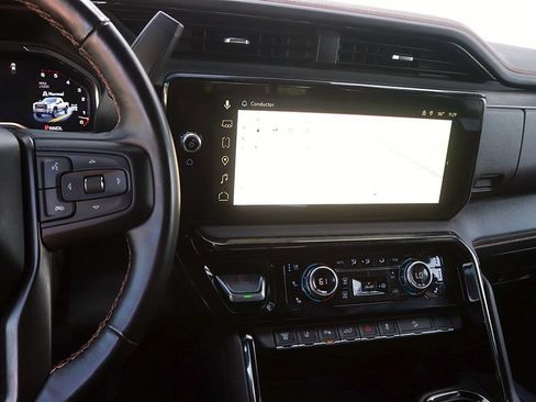 Used 2024 GMC Sierra 2500 AT4 w/ AT4 Premium Plus Package AWD/4WD image 22