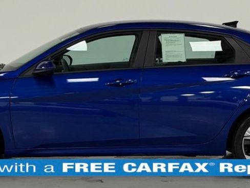 Certified 2023 Hyundai Elantra SEL w/ Convenience Package FWD image 2