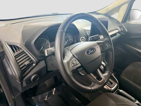 Used 2020 Ford EcoSport SE w/ SE Convenience Package image 11