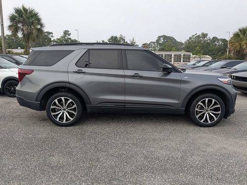 Used 2022 Ford Explorer ST-Line w/ Class IV Trailer Tow Package AWD/4WD image 3