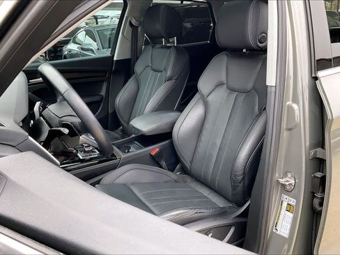 Used 2023 Audi Q5 2.0T Premium Plus w/ Premium Plus Package image 7