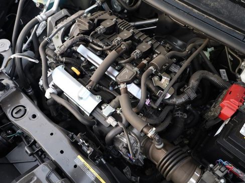 New 2025 Nissan Versa SV w/ Trunk Package image 25