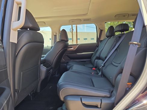 Used 2026 INFINITI QX80 Pure w/ Cargo Package RWD image 13