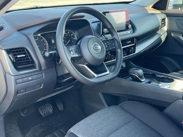 Used 2021 Nissan Rogue SV FWD image 12