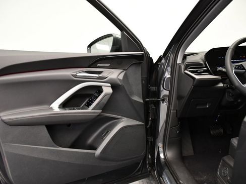 New 2025 Audi Q5 Premium Plus image 31