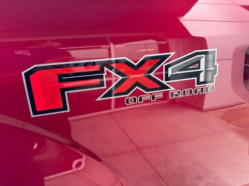 Used 2016 Ford F150 XLT w/ Equipment Group 302A Luxury AWD/4WD image 15
