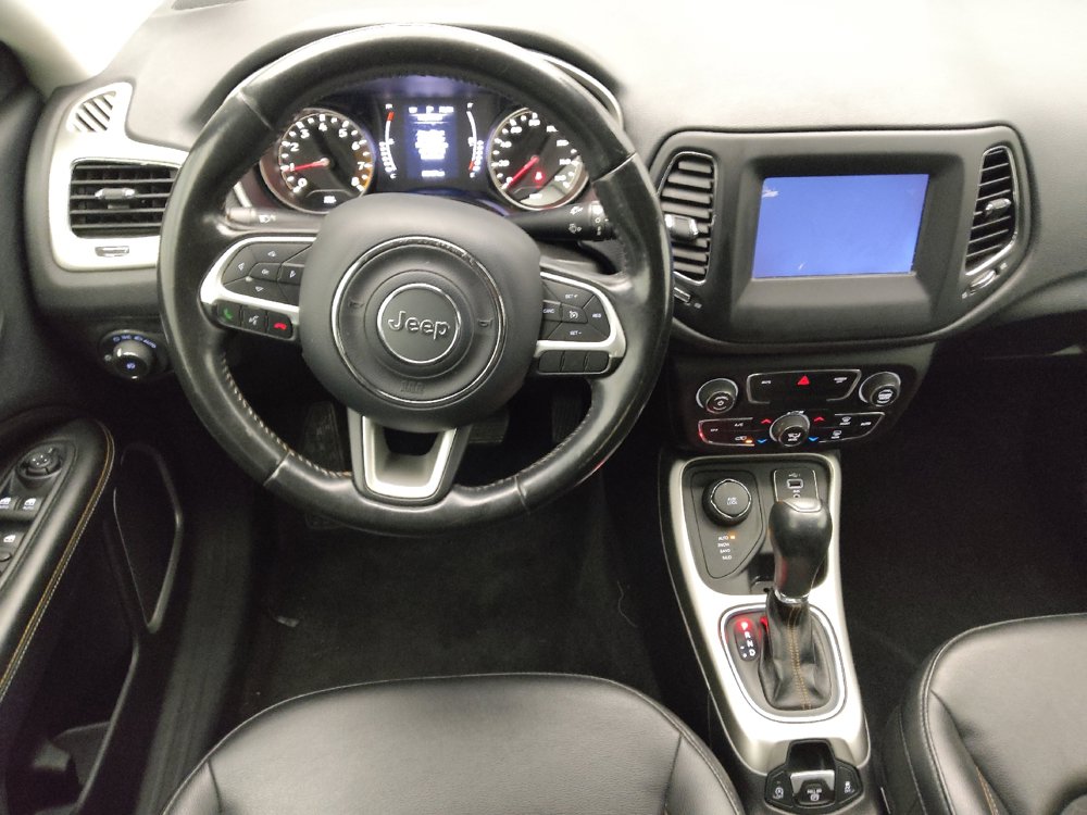 Used 2019 Jeep Compass Latitude AWD/4WD image 22