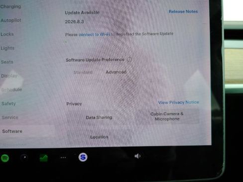 Used 2021 Tesla Model Y Long Range AWD/4WD image 39