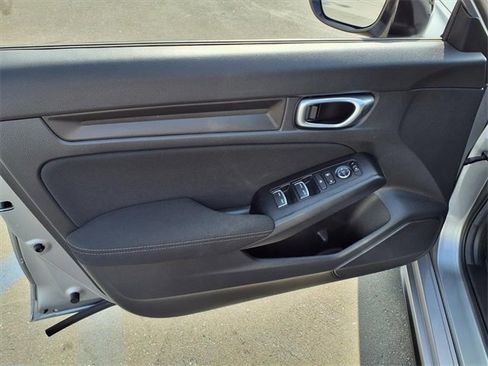 Used 2024 Honda Civic Sport image 11