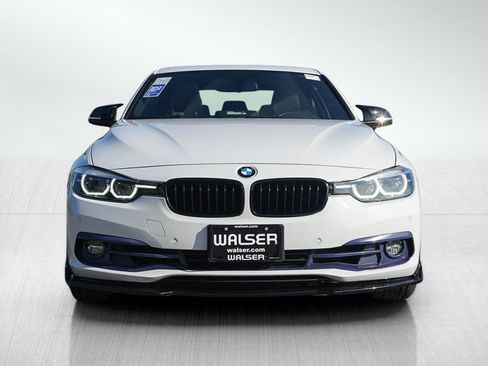 Used 2018 BMW 330i xDrive Sedan w/ Convenience Package AWD/4WD image 8