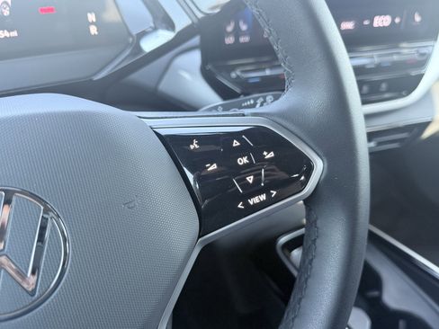 Used 2023 Volkswagen ID.4 Pro S image 38