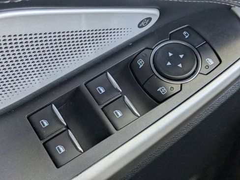 Used 2023 Ford Explorer Limited w/ Limited Technology Package image 20