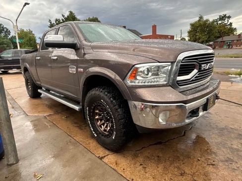 Used 2018 RAM 1500 Laramie Longhorn w/ Longhorn Southfork Package AWD/4WD image 4