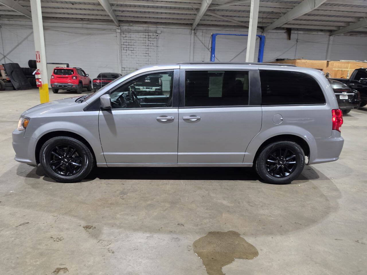 Used 2019 Dodge Grand Caravan GT FWD image 5