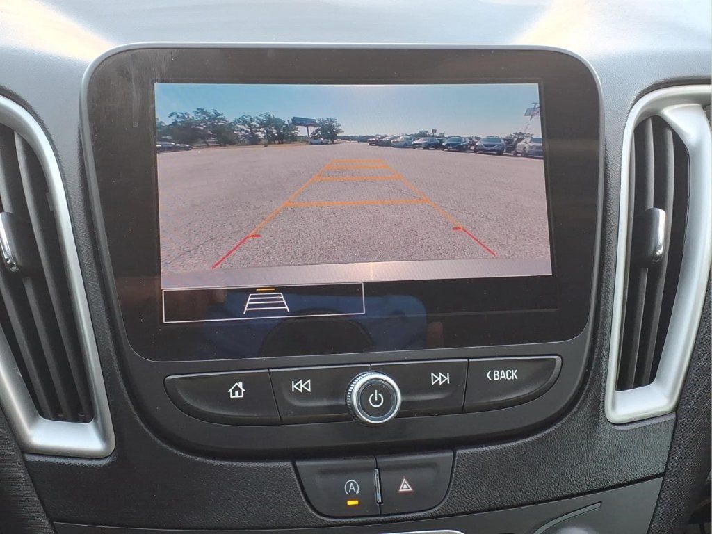 Used 2024 Chevrolet Malibu LS FWD image 19