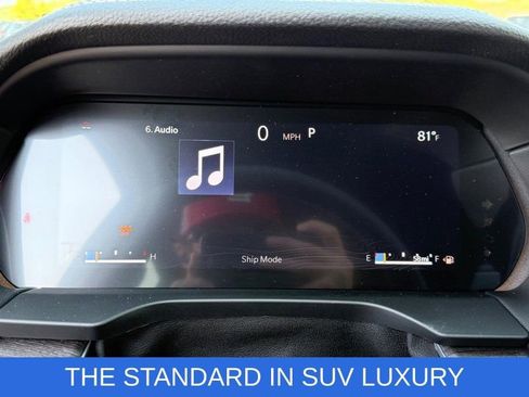 New 2025 Jeep Grand Cherokee Limited w/ Black Appearance Package image 15