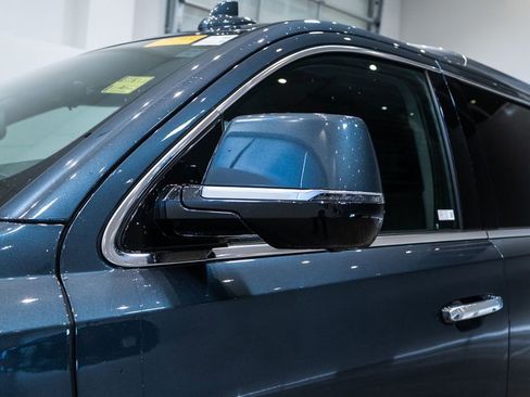 Used 2020 Cadillac Escalade Luxury image 9