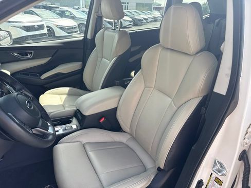 Used 2023 Subaru Ascent Limited AWD/4WD image 12
