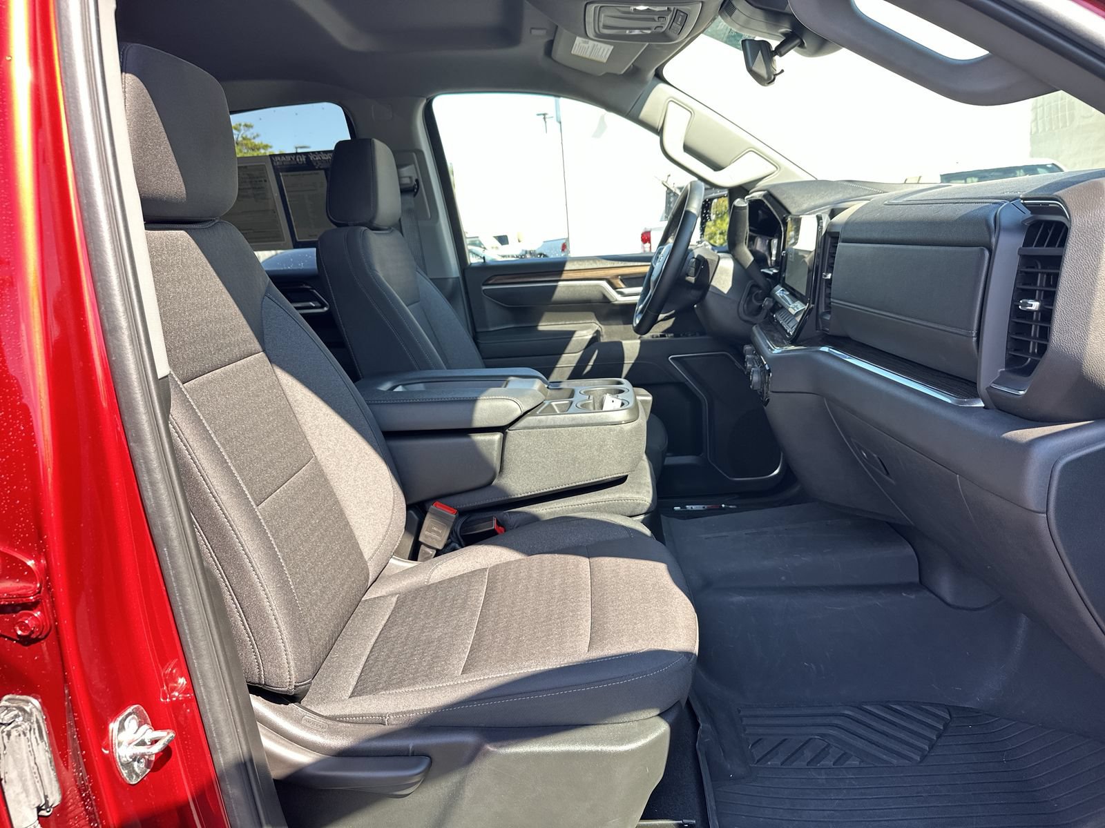 Used 2025 Chevrolet Silverado 1500 RST AWD/4WD image 22