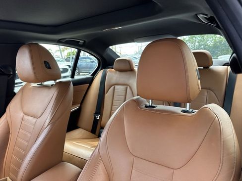 Used 2021 BMW 330i xDrive Sedan w/ M Sport Package image 43