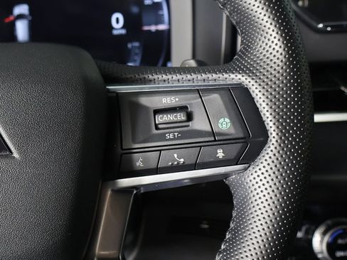 Used 2024 Mitsubishi Outlander SE Black Edition image 42