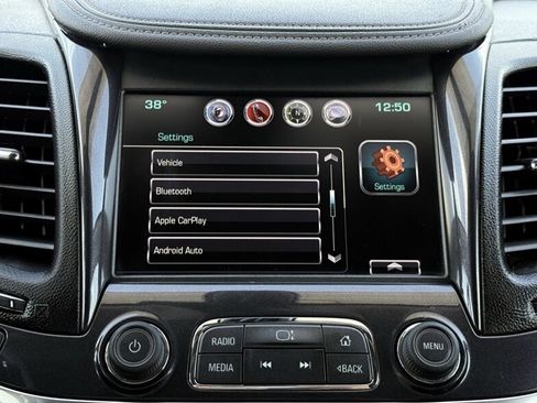 Used 2017 Chevrolet Impala LT FWD image 40