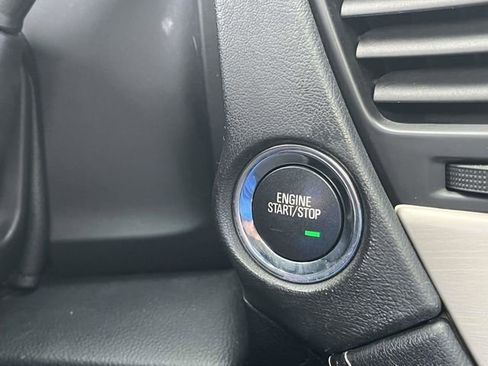 Used 2015 GMC Yukon XL Denali w/ Premium Package image 38