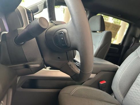 Used 2025 RAM 1500 Big Horn AWD/4WD image 45