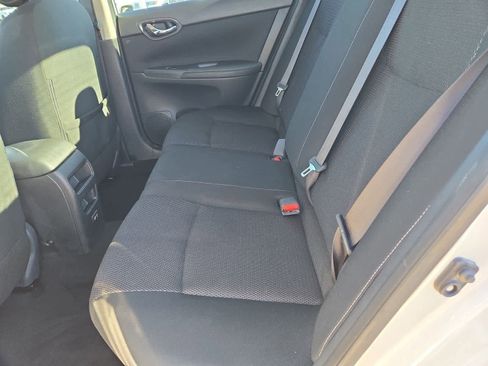 Used 2019 Nissan Sentra S image 18