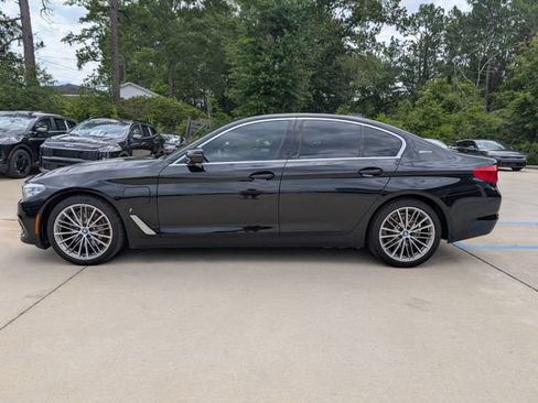 Used 2019 BMW 530e w/ Convenience Package RWD image 6