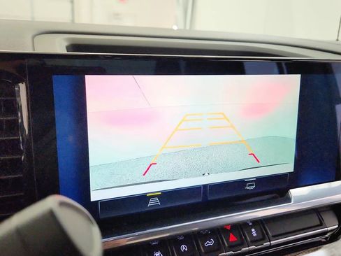 Used 2022 Chevrolet Silverado 1500 LT image 29