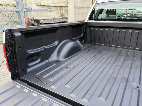 Used 2005 Ford F150 STX image 30