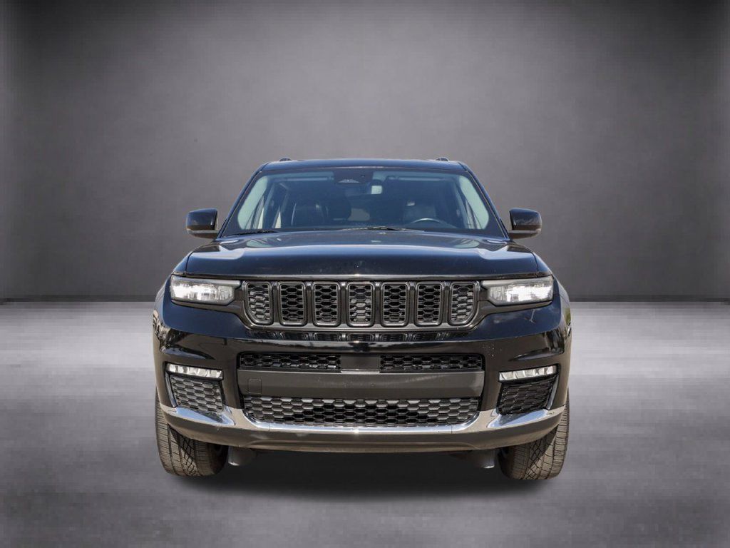 Used 2021 Jeep Grand Cherokee L Limited AWD/4WD image 12