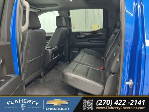 Used 2024 Chevrolet Silverado 1500 LT Trail Boss w/ LT Trail Boss Premium Package image 11