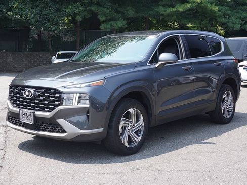 Used 2023 Hyundai Santa Fe SE AWD/4WD image 8
