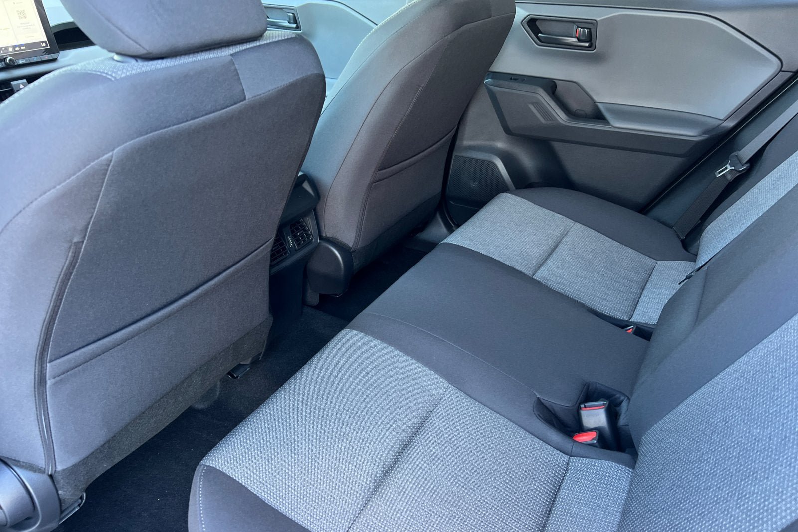 New 2026 Toyota RAV4 LE AWD/4WD image 10