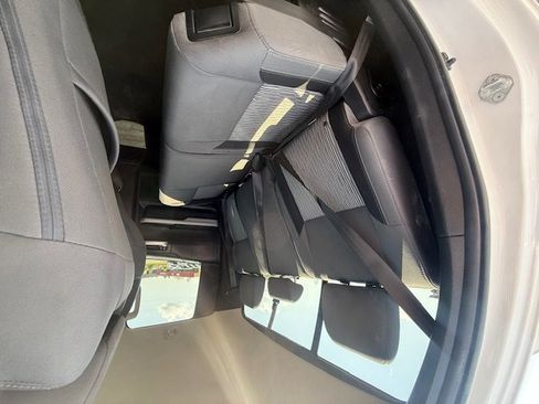 Used 2017 Toyota Tundra SR5 w/ Exterior Package AWD/4WD image 10