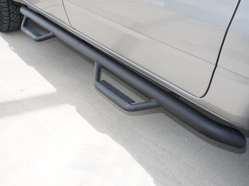 Used 2025 RAM 1500 Big Horn AWD/4WD image 13